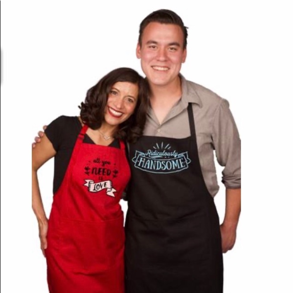 Mr & Mrs Apron gift set